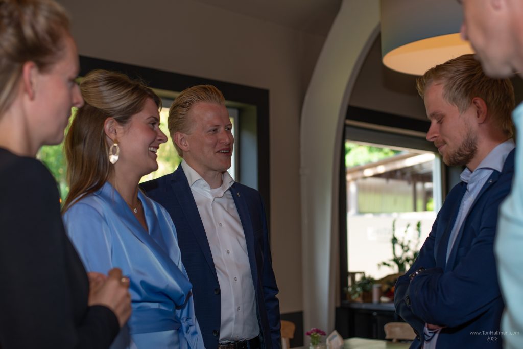 Foto achter de schermen netwerk evenement MYN