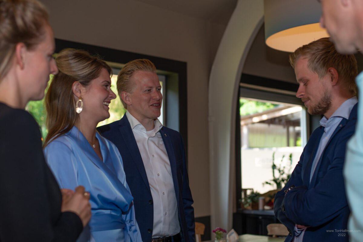 Foto achter de schermen netwerk evenement MYN