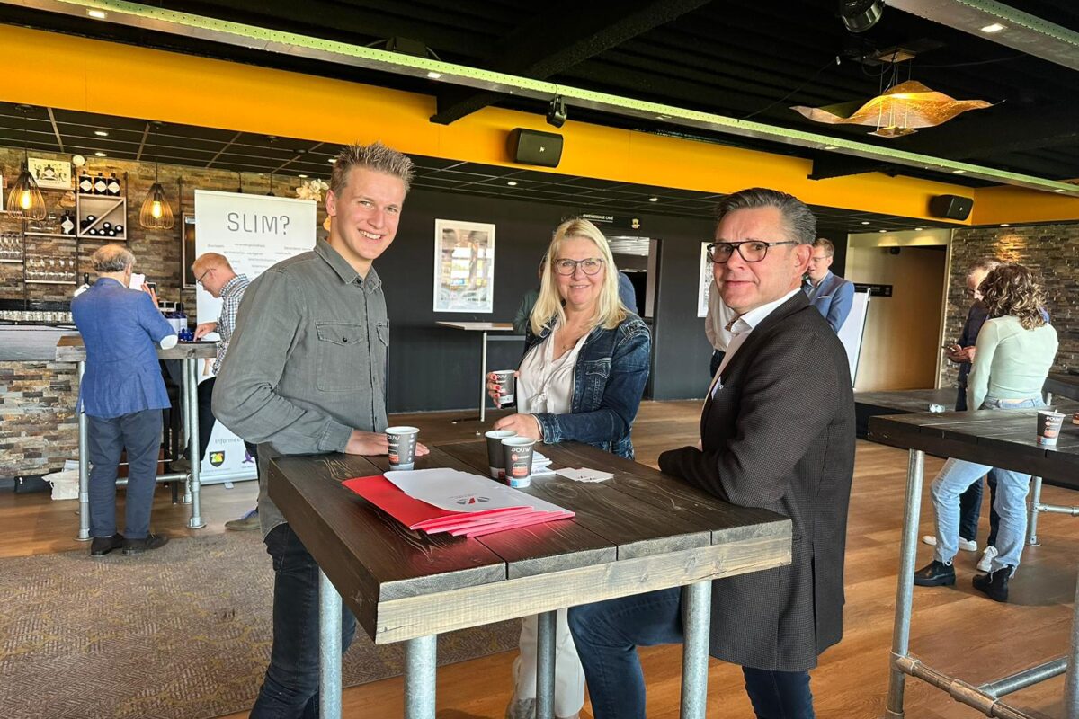 Foto achter de schermen netwerk evenement MYN
