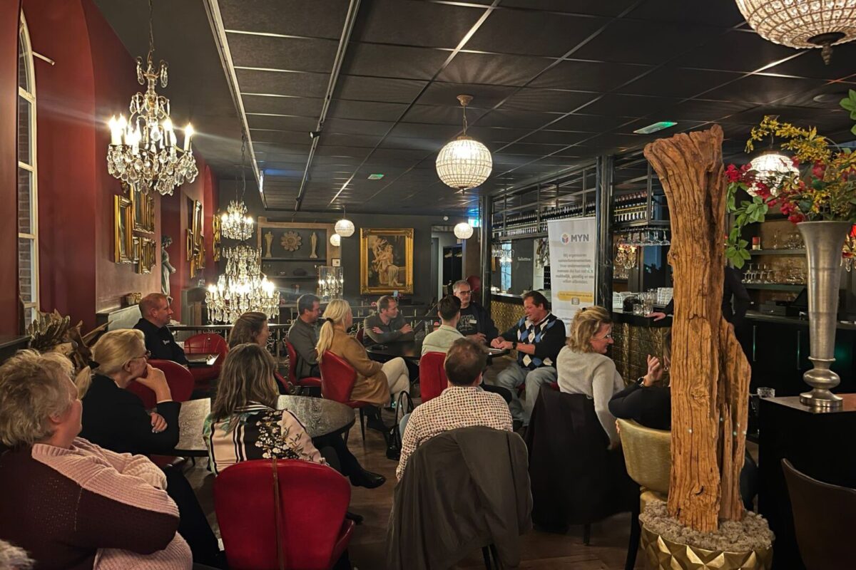 Foto achter de schermen netwerk evenement MYN